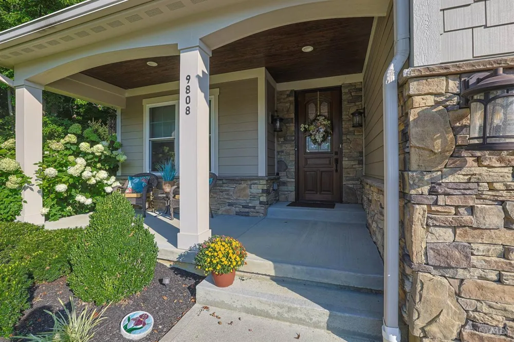 9808 Orchard Trail Montgomery, OH 45242
