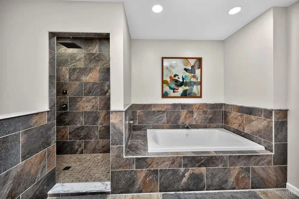 9617 Stonemasters Drive Symmes, OH 45140