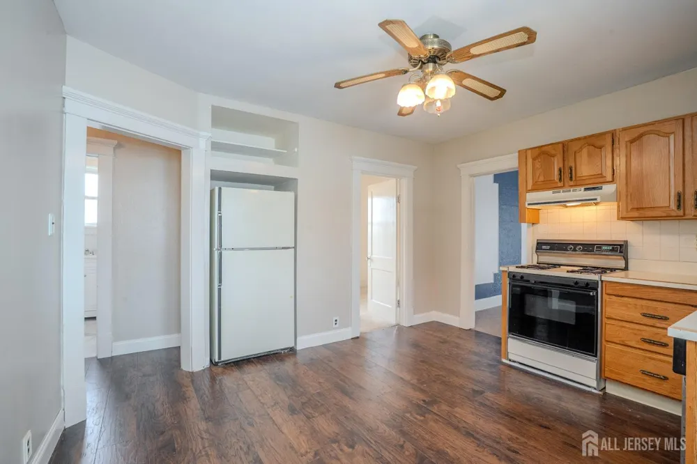 88 Coley Street Woodbridge Proper, NJ 07095