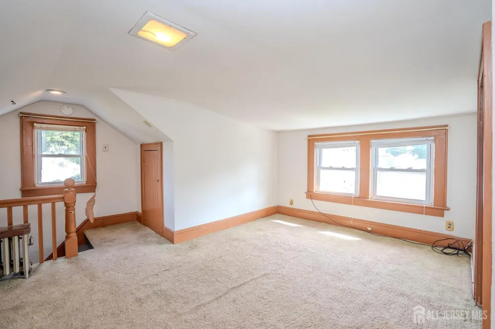 88 Coley Street Woodbridge Proper, NJ 07095