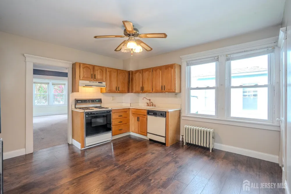 88 Coley Street Woodbridge Proper, NJ 07095