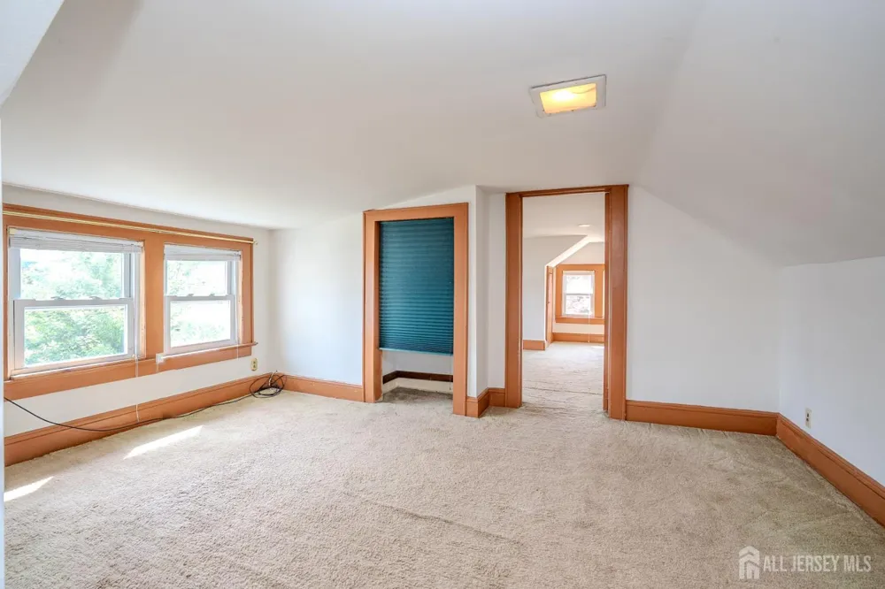 88 Coley Street Woodbridge Proper, NJ 07095