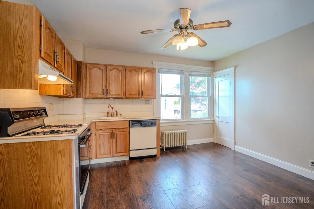 88 Coley Street Woodbridge Proper, NJ 07095