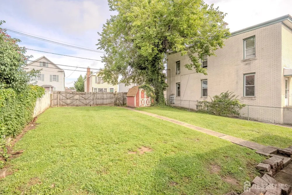 88 Coley Street Woodbridge Proper, NJ 07095