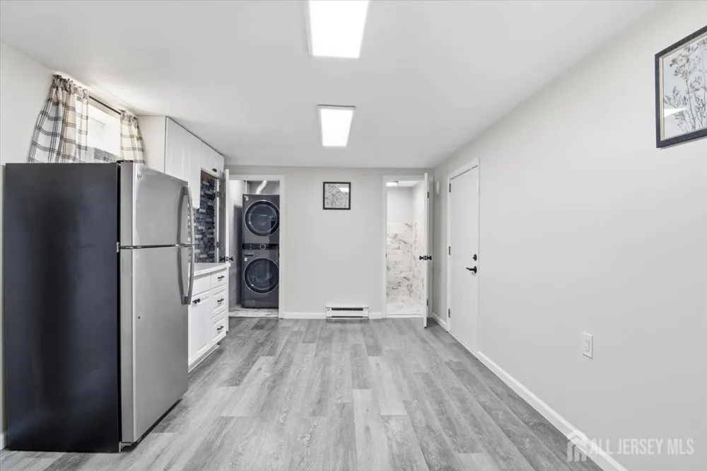 903 Cricket Lane Woodbridge Proper, NJ 07095