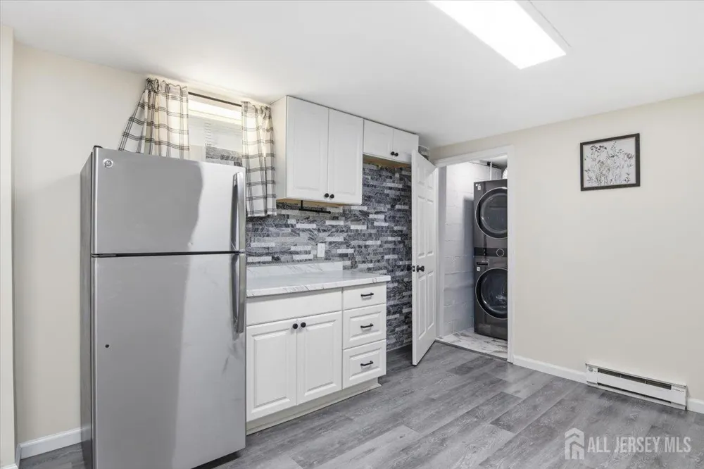 903 Cricket Lane Woodbridge Proper, NJ 07095