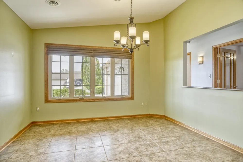 9881 Hart Street St. John, IN 46373