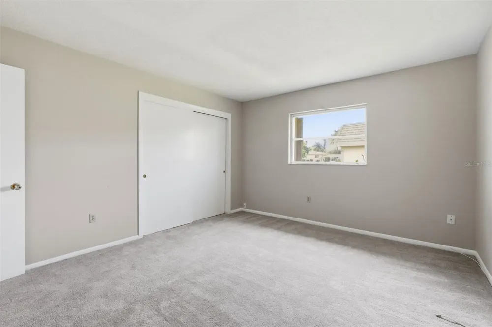 7206 10TH AVENUE W Bradenton, FL 34209