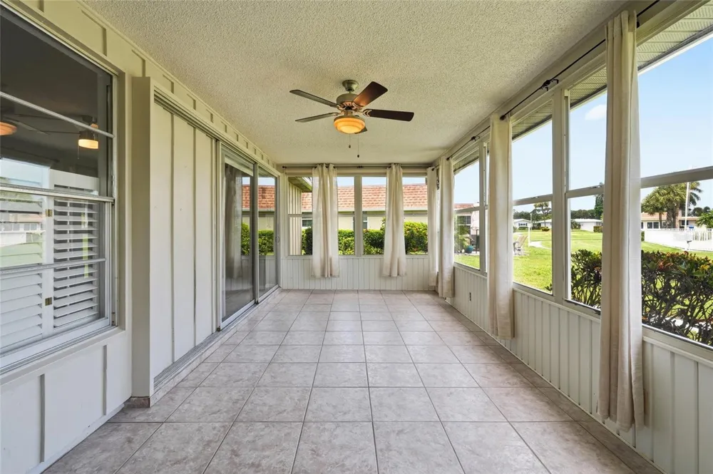 7206 10TH AVENUE W Bradenton, FL 34209