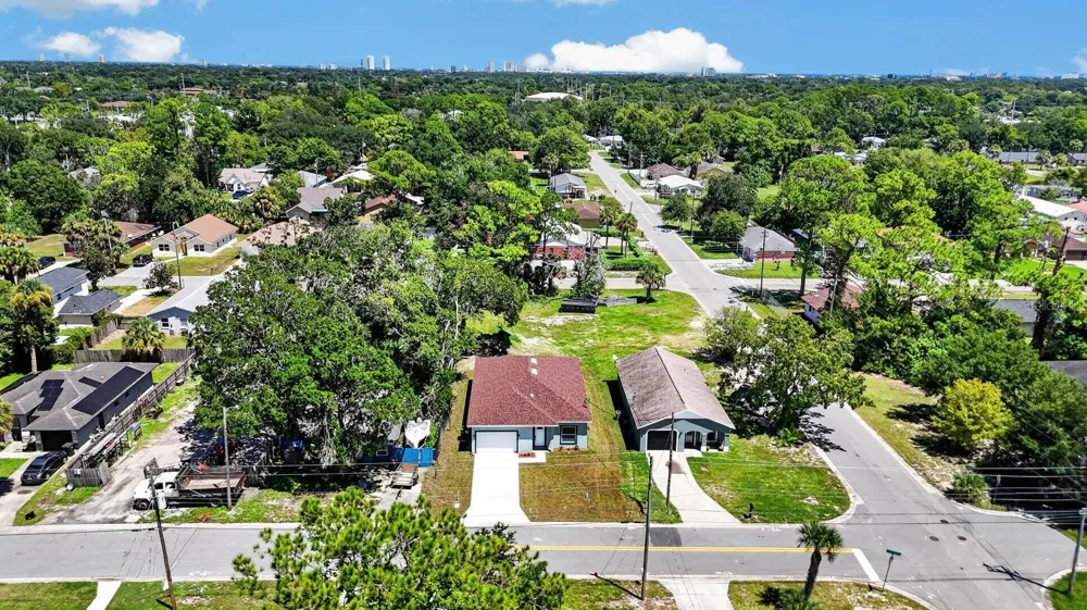 757 INDIANA STREET Daytona Beach, FL 32114