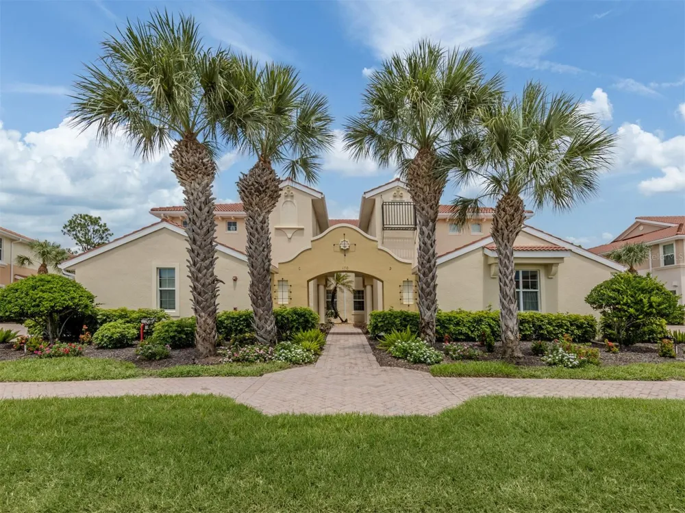 170 BELLA VISTA TERRACE #20C North Venice, FL 34275