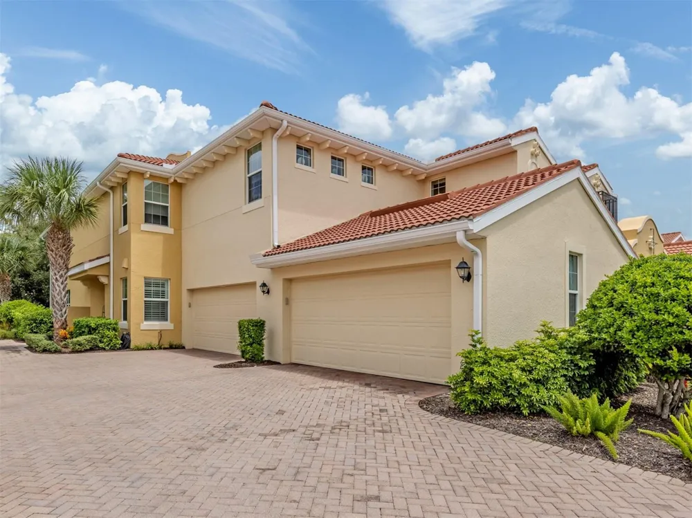 170 BELLA VISTA TERRACE #20C North Venice, FL 34275