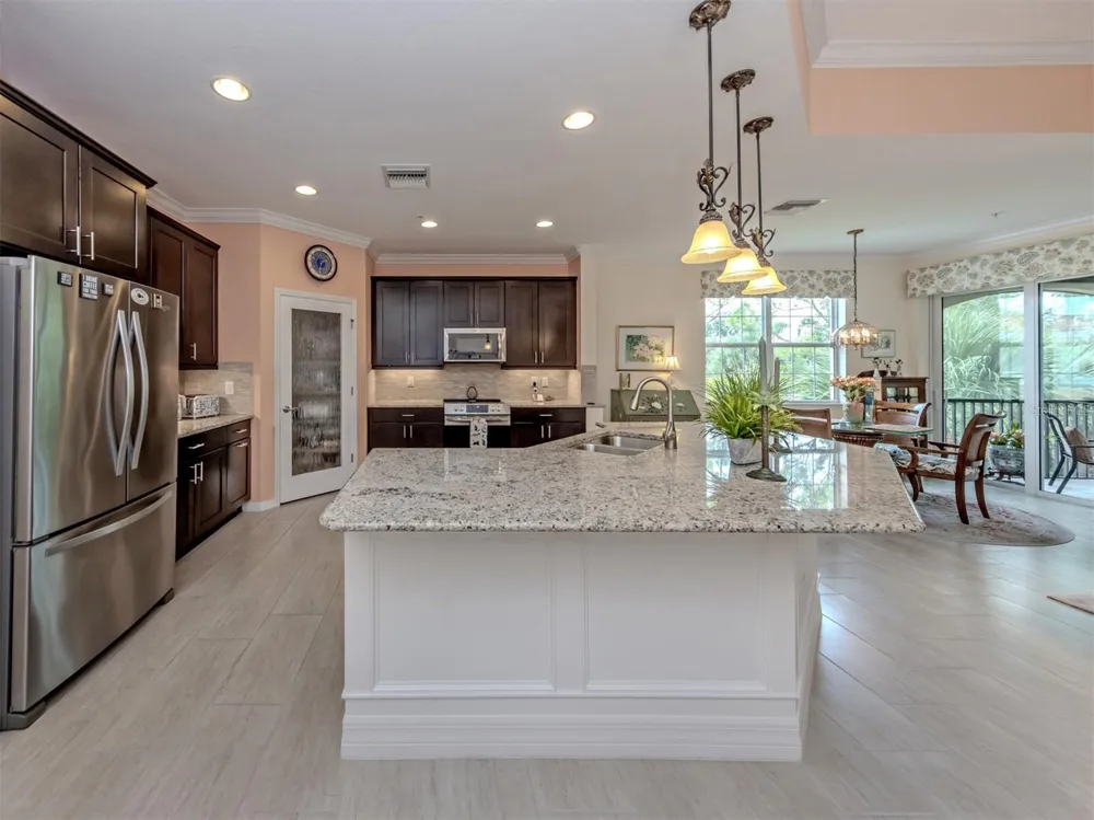 170 BELLA VISTA TERRACE #20C North Venice, FL 34275