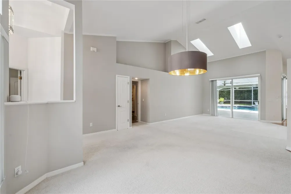 1513 GRASSY RIDGE LANE Apopka, FL 32712