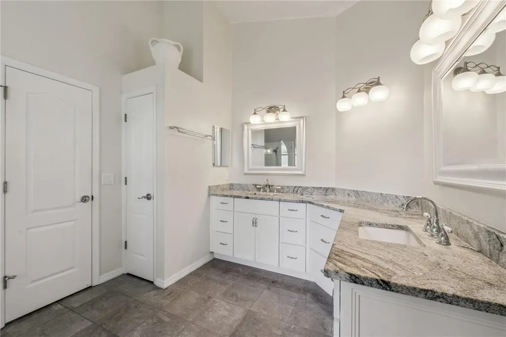 1513 GRASSY RIDGE LANE Apopka, FL 32712