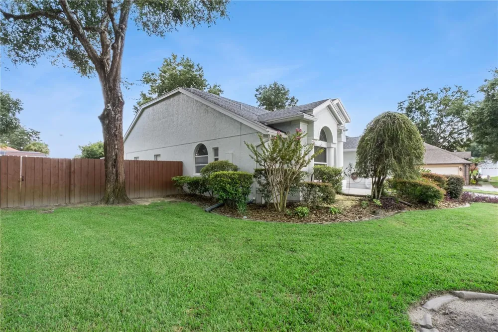 1513 GRASSY RIDGE LANE Apopka, FL 32712