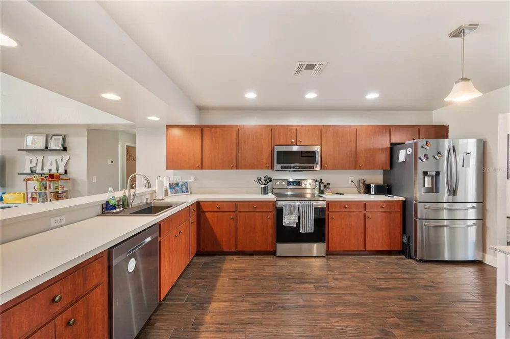 3326 MERLOT DRIVE Lakeland, FL 33811