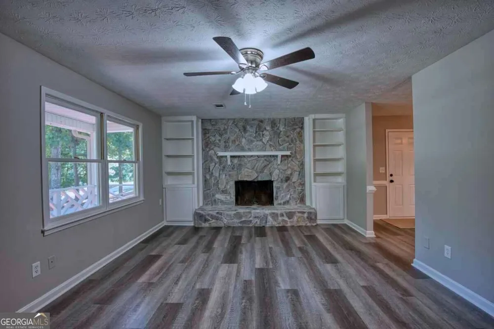 402 Trotters RDG Lawrenceville, GA 30043