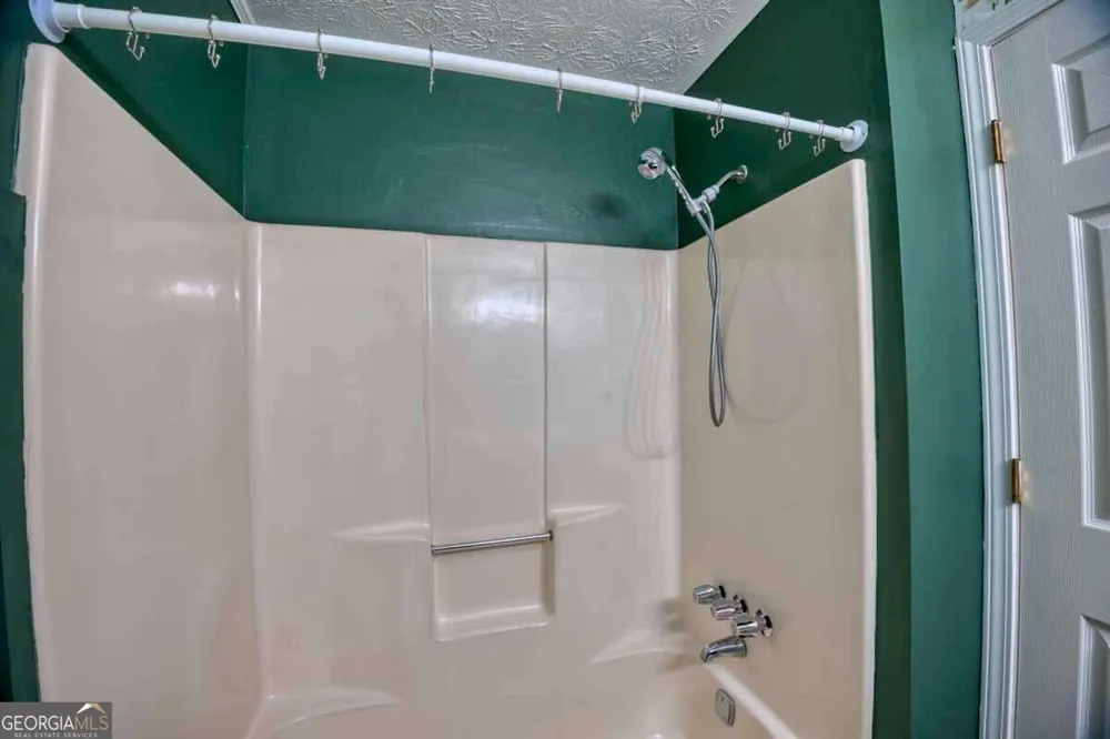 402 Trotters RDG Lawrenceville, GA 30043