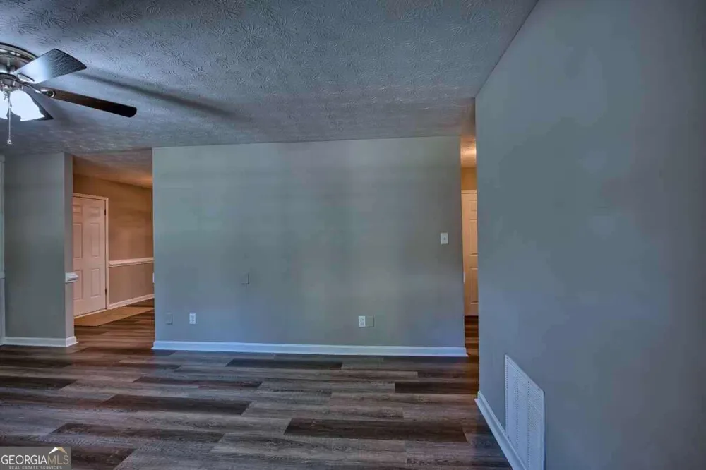 402 Trotters RDG Lawrenceville, GA 30043