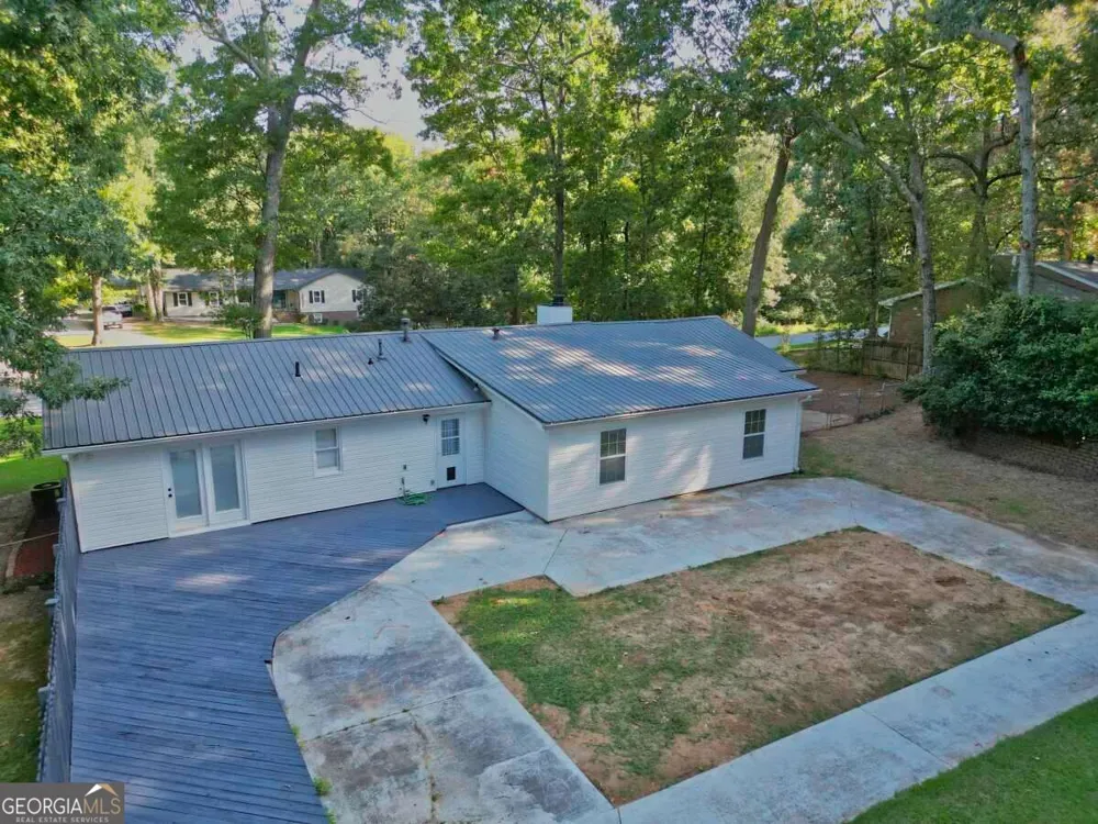 402 Trotters RDG Lawrenceville, GA 30043