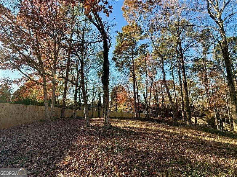 2707 HAWK DR NE Marietta, GA 30066