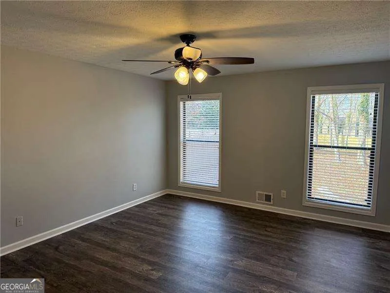 2707 HAWK DR NE Marietta, GA 30066
