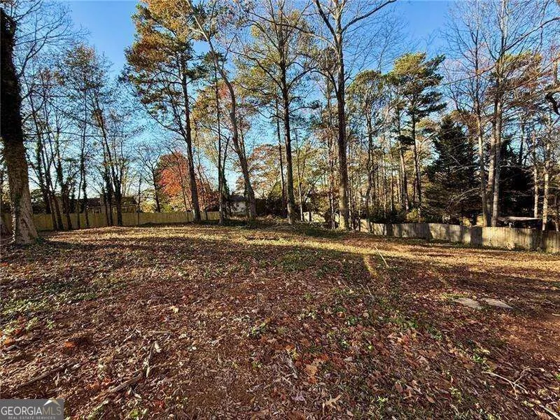 2707 HAWK DR NE Marietta, GA 30066