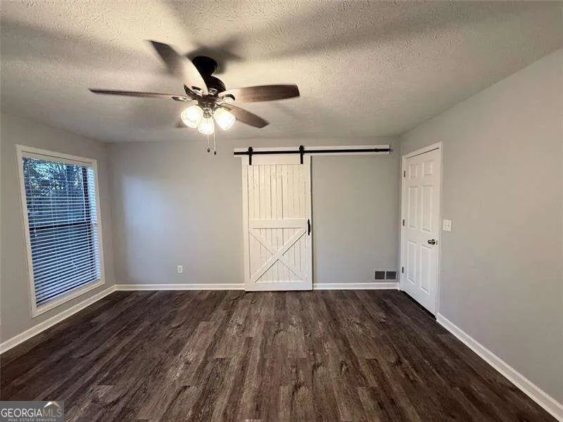 2707 HAWK DR NE Marietta, GA 30066