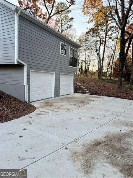 2707 HAWK DR NE Marietta, GA 30066