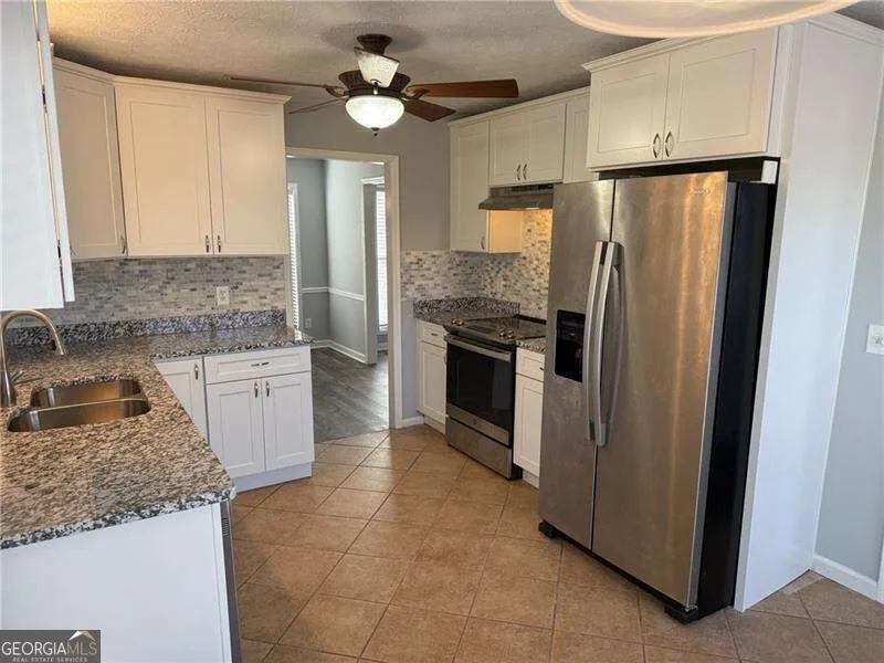 2707 HAWK DR NE Marietta, GA 30066