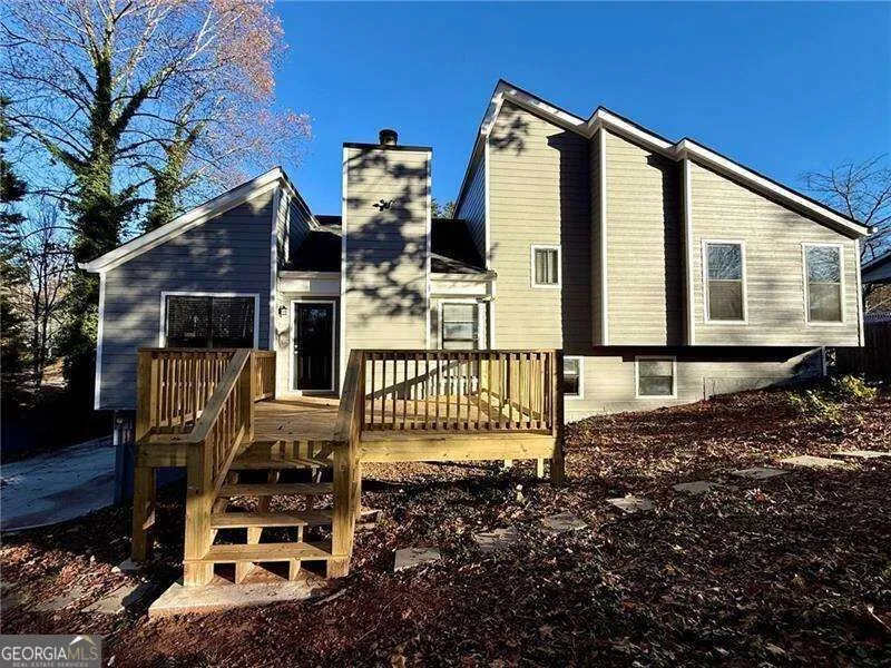 2707 HAWK DR NE Marietta, GA 30066
