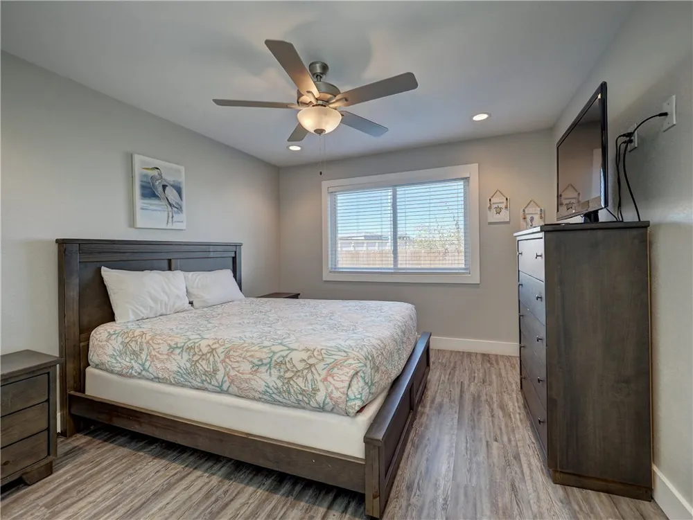 230 Cut Off #126 Port Aransas, TX 78373