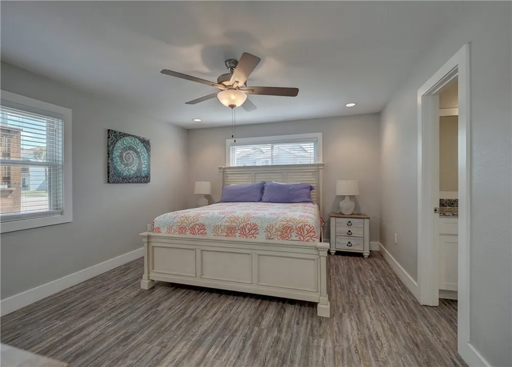 230 Cut Off #126 Port Aransas, TX 78373
