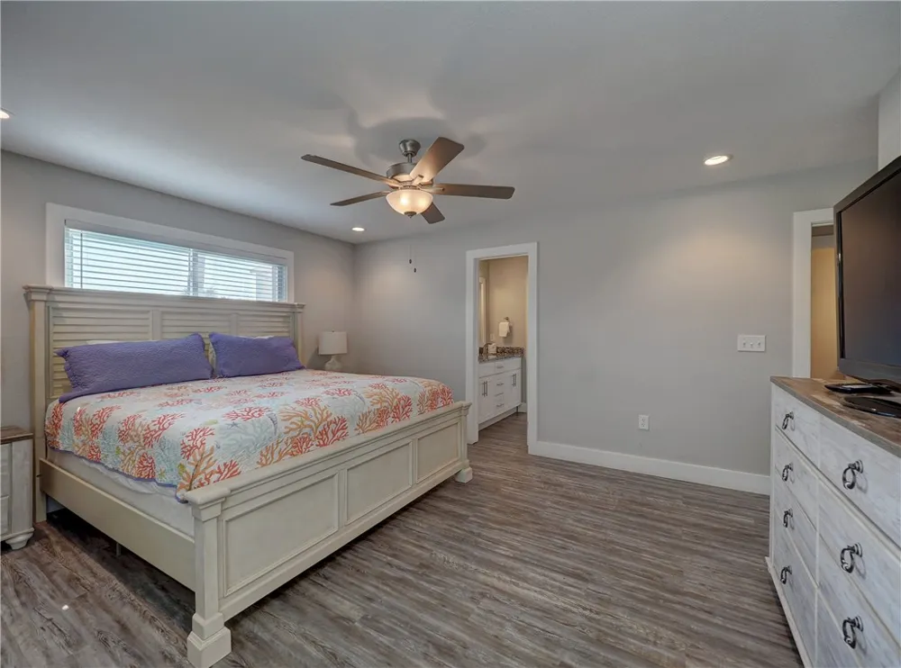 230 Cut Off #126 Port Aransas, TX 78373