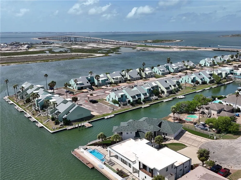 14300 Aloha Street #128 Corpus Christi, TX 78418