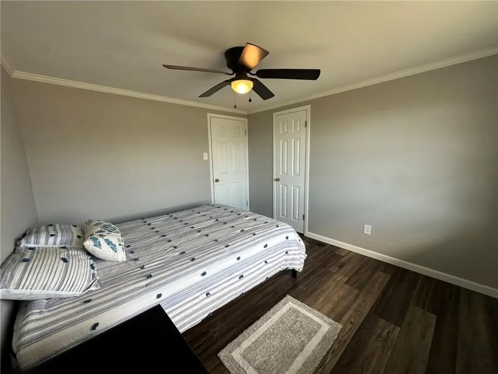 810 S Sandpiper Ingleside, TX 78362