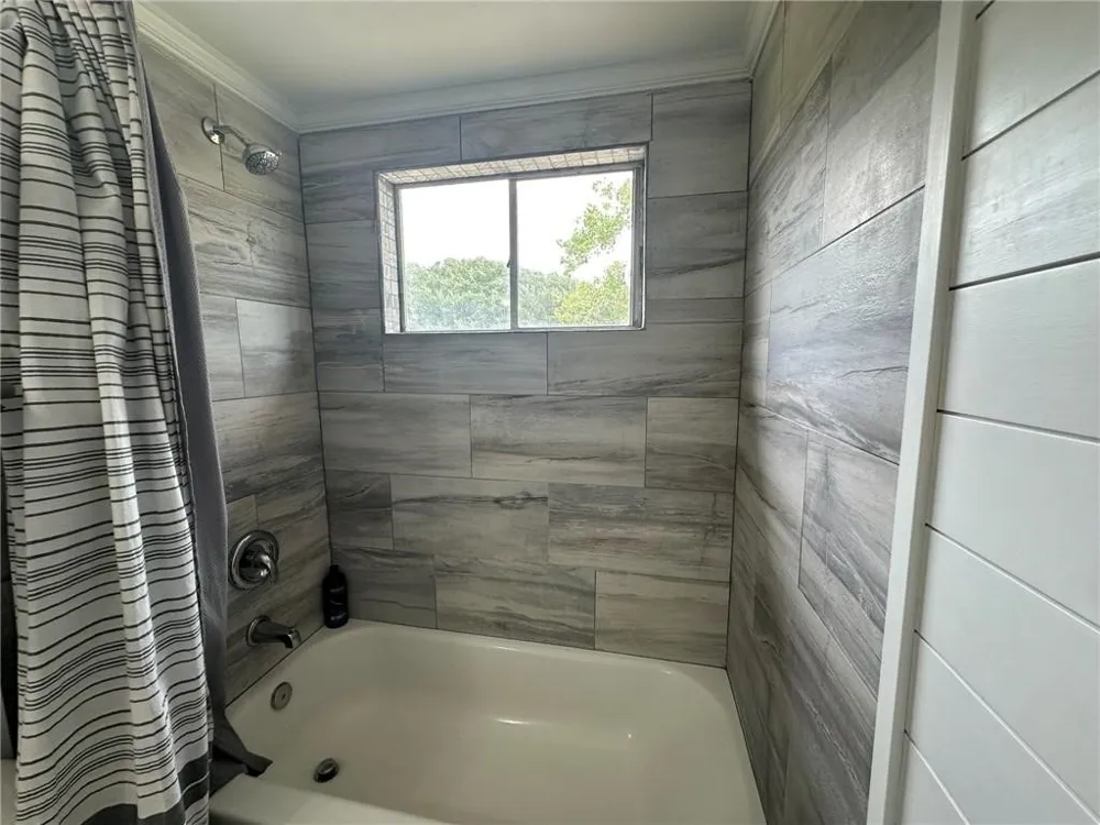 810 S Sandpiper Ingleside, TX 78362