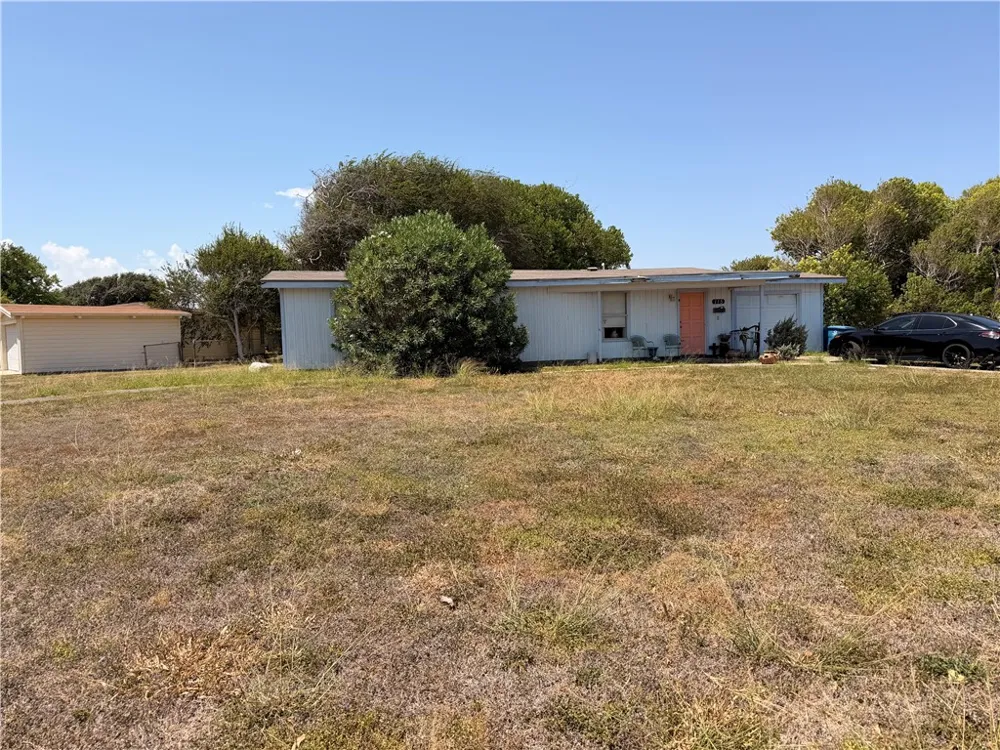 115 Magnolia Place Portland, TX 78374
