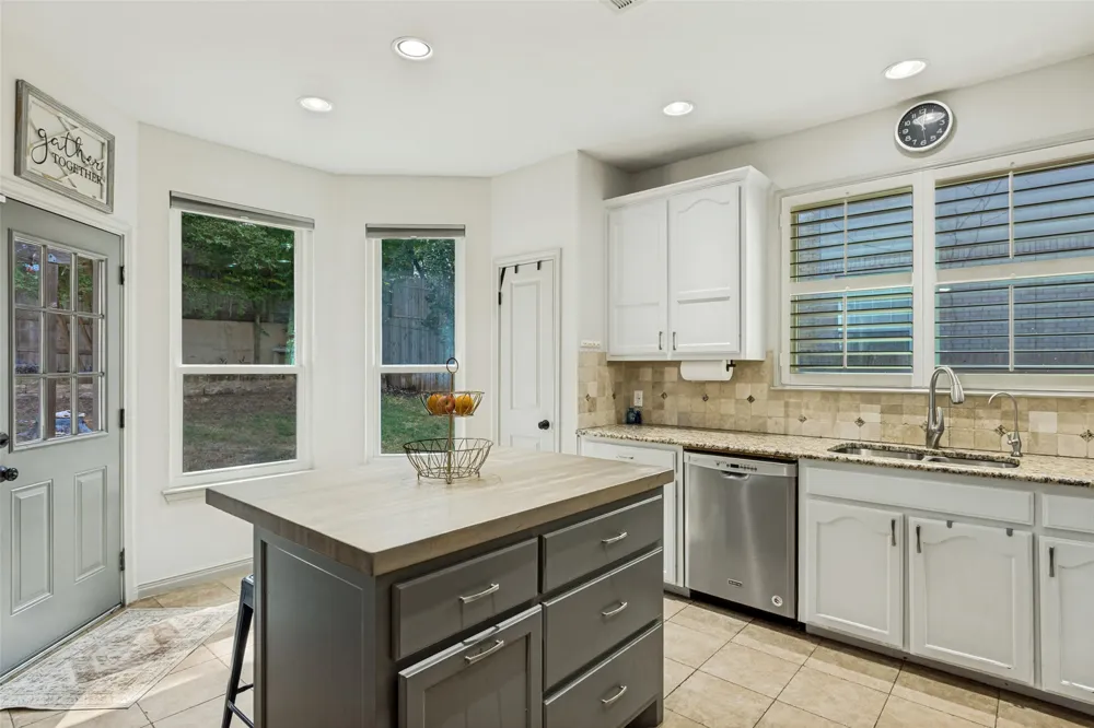 3803 Caney Creek Road Austin, TX 78732