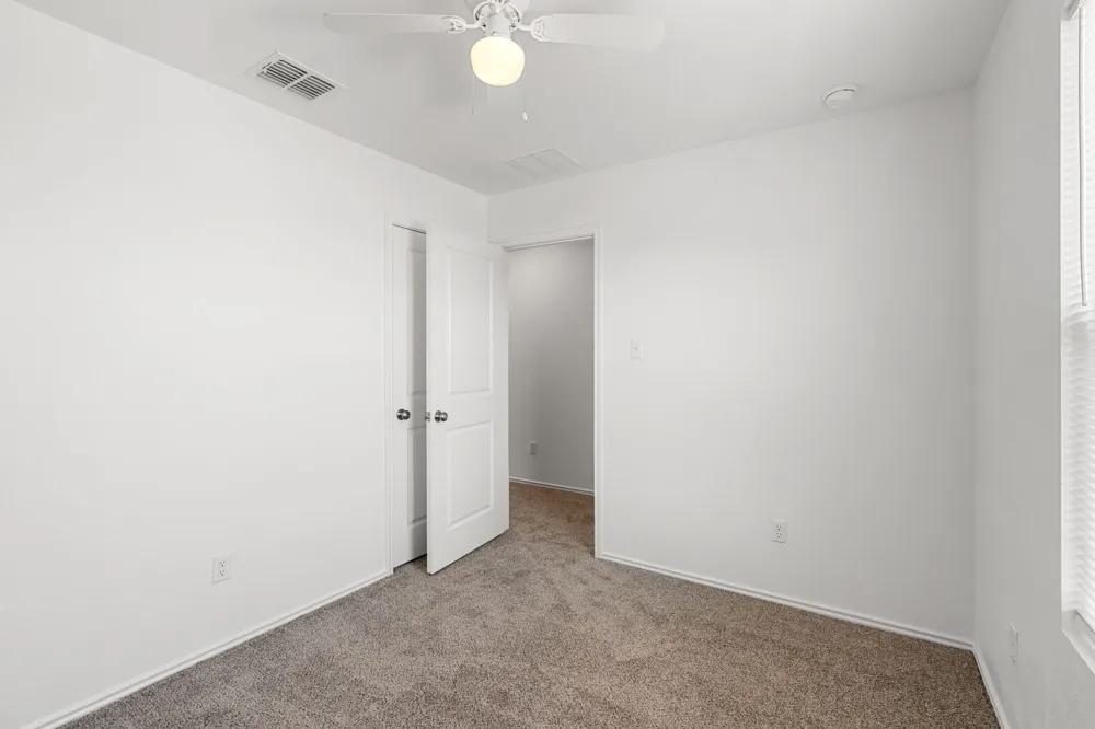 424 Marty Allen Loop Jarrell, TX 76537