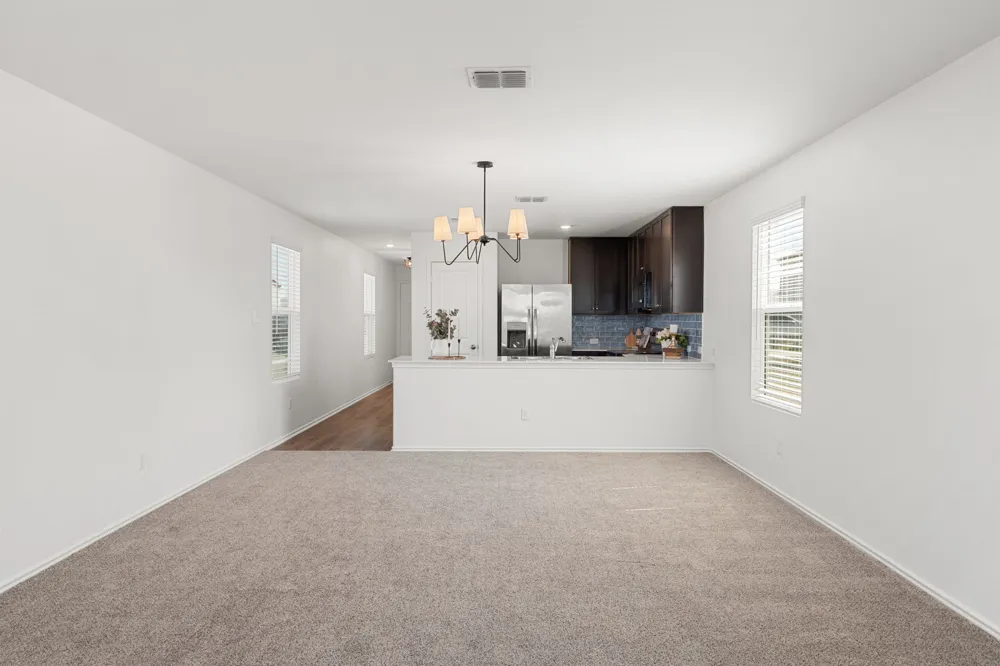 424 Marty Allen Loop Jarrell, TX 76537
