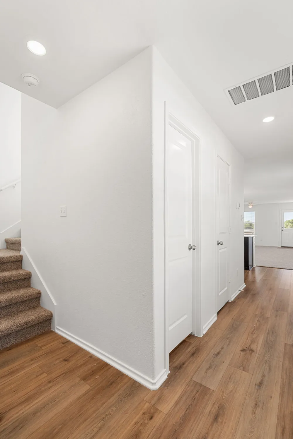 424 Marty Allen Loop Jarrell, TX 76537