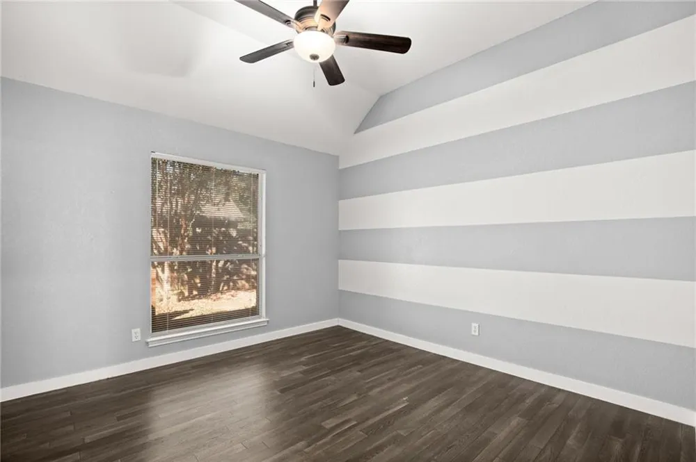 316 Poppy Cove Buda, TX 78610