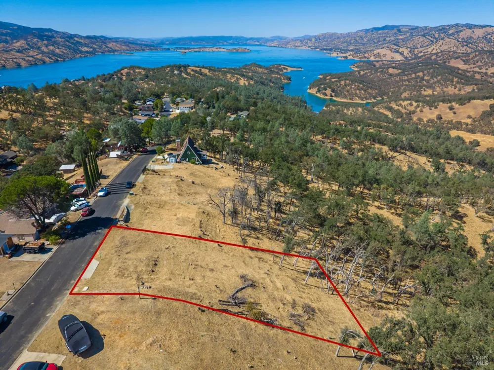 1044 Eastridge Drive Napa, CA 94558