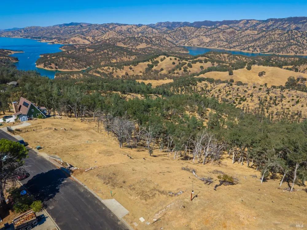 1044 Eastridge Drive Napa, CA 94558