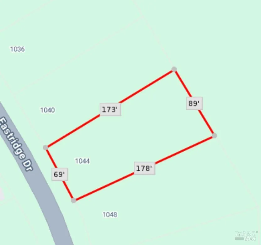 1044 Eastridge Drive Napa, CA 94558