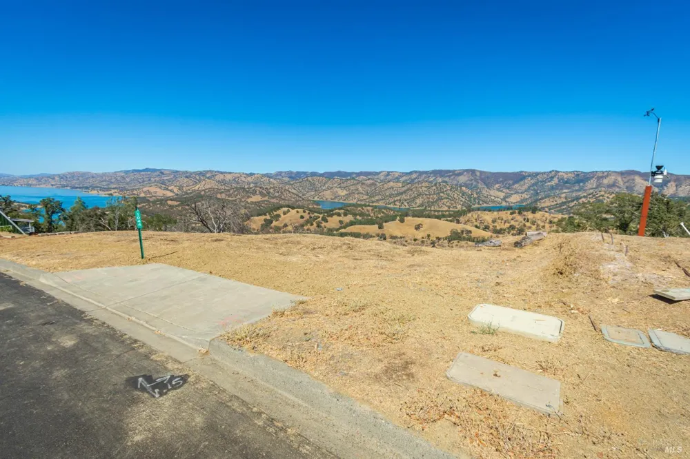 1044 Eastridge Drive Napa, CA 94558