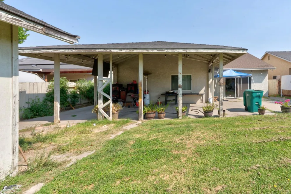 6561 Alyssa Drive Winton, CA 95388