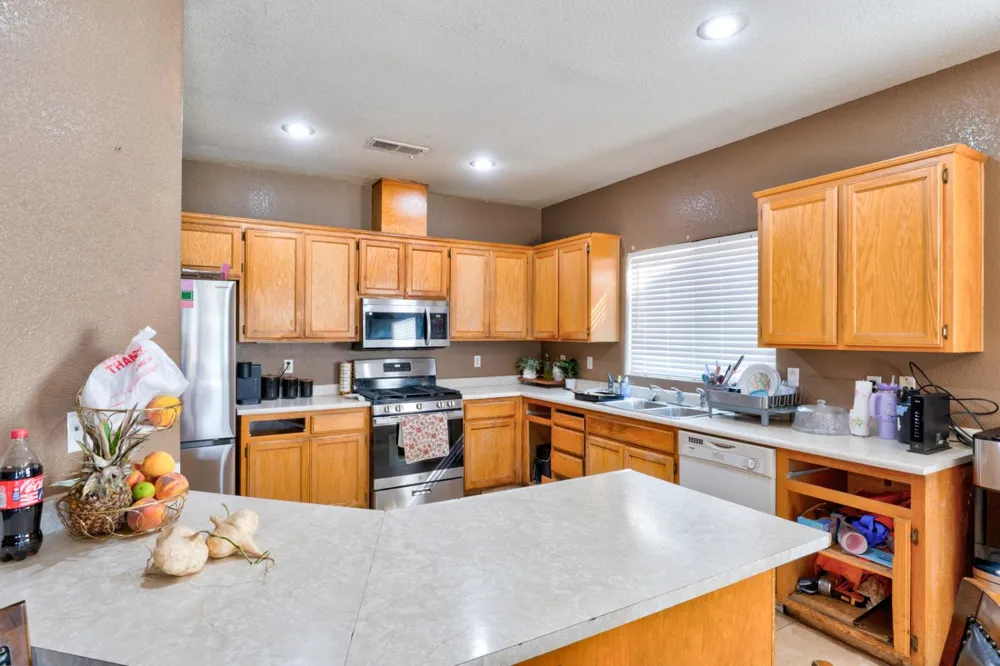 6561 Alyssa Drive Winton, CA 95388